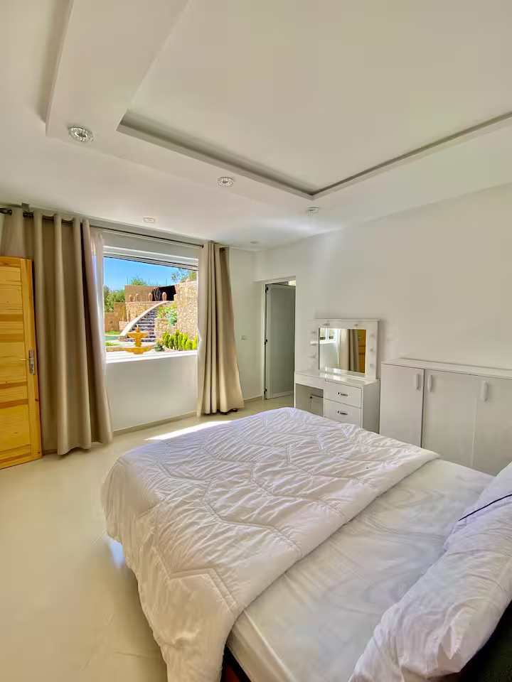 d37c3324-8bac-4857-b456-f9093291f868